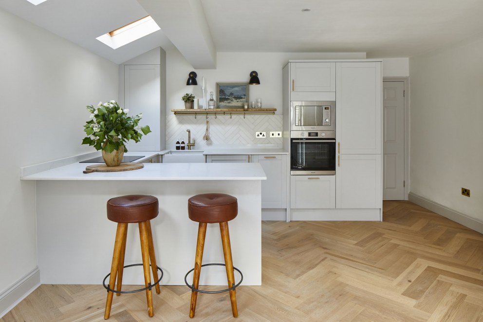 Apartment in Fulham | Kitchen | Interior Designers